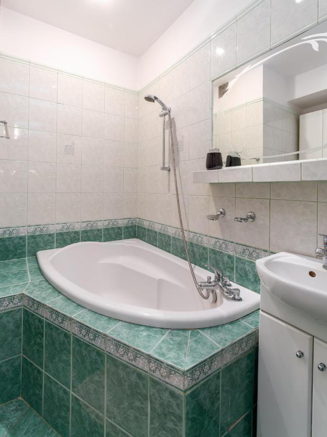 Two Bedrooms Apartment Faktura Fast Check-In 24H Жешув Экстерьер фото